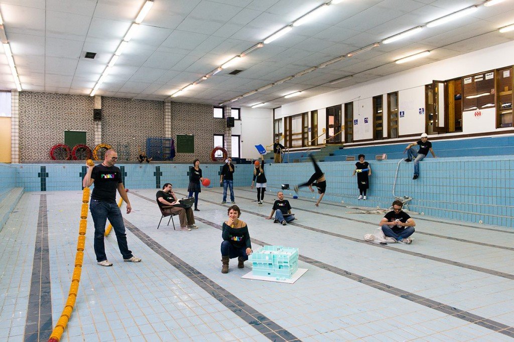 793695_238476979635359_1705469380_o