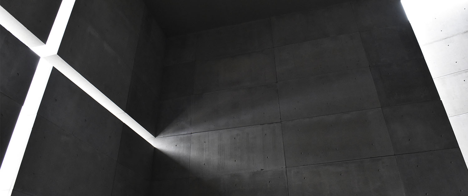 Church-of-the-light-Tadao-Ando-full-slider