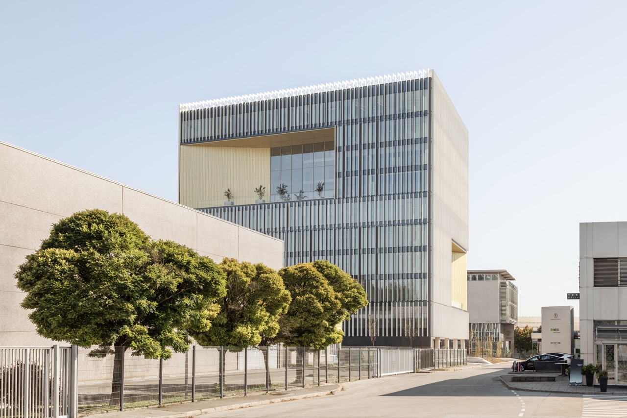 Dimnikcobau-photo_anaskobe (2) Large