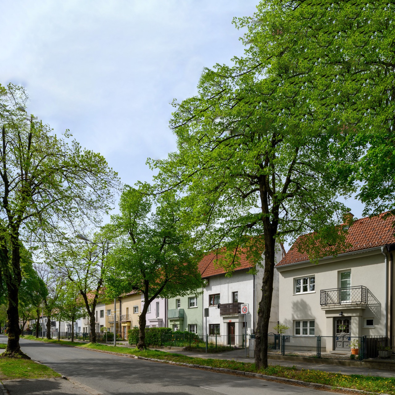 2_PROJEKTI_dostopnost_kolonija_DANES_fotoMiranKambic Large