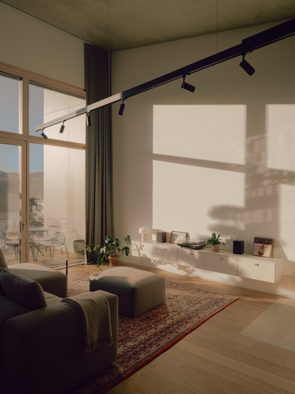 ATEKT – Rok Perme, Tim Zrimšek: Mansardno stanovanje