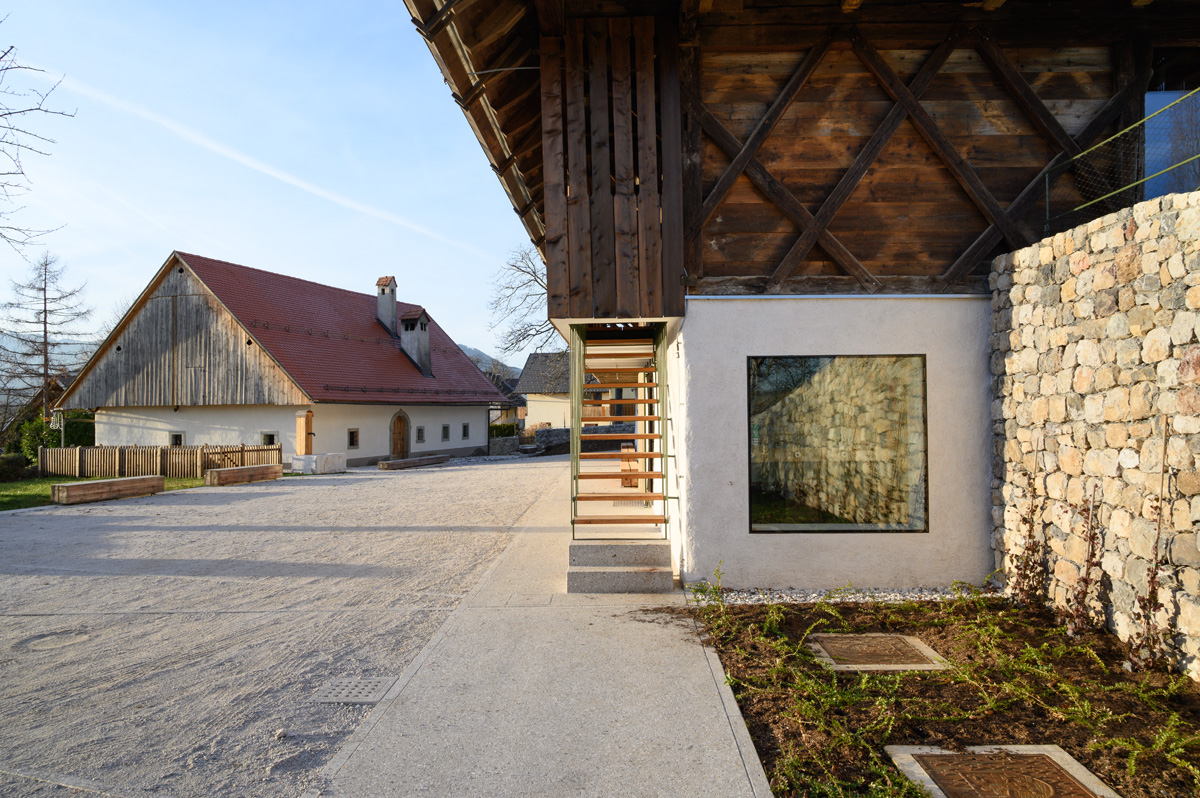 Atelje Ostan Pavlin: Prenova Prešernove rojstne hiše (1. faza)
