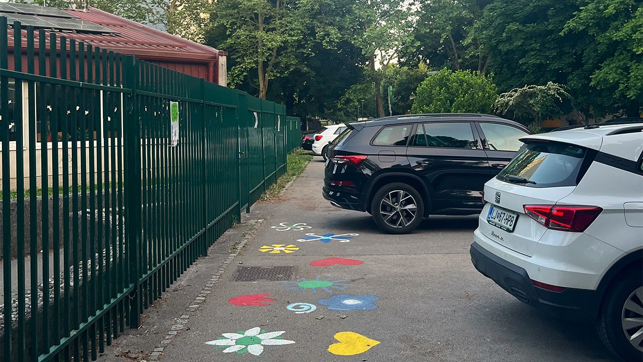 0c734cdc-7f6e-495f-89a7-653b82ddbb81