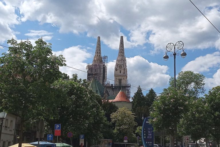 Katedrala_bez_špica-2