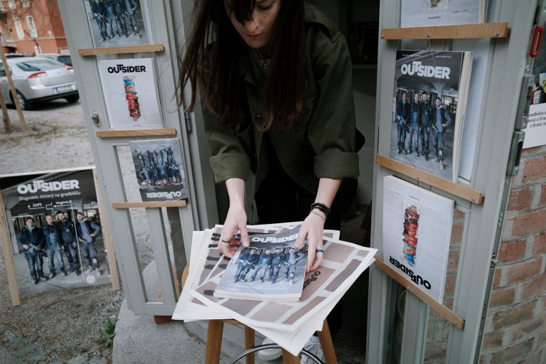 Outsider-Akterji-na-gradbiscu-01-from-Simon-23.3.2023