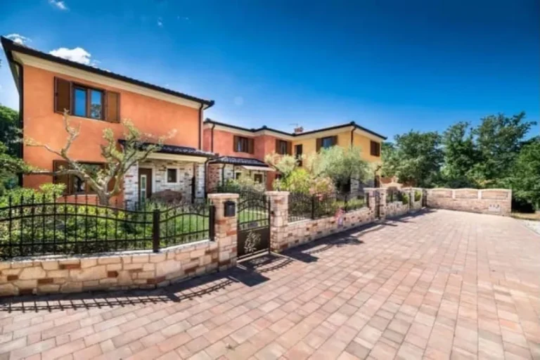 hisa-golob-granda-2hotels-istria-net-0-0-0-0-1760370772